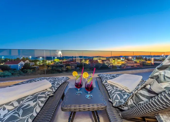 Biograd Sunset Penthouse With Spectactular View And Jacuzzi